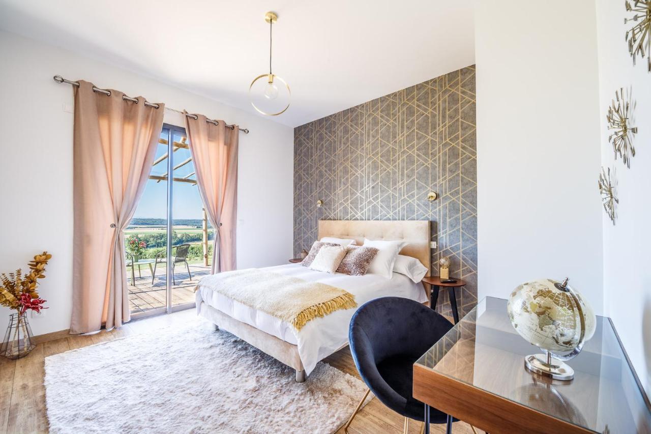 Gite Et Chambres D'Hotes - La Maison Du Grand Bossieu Ngoại thất bức ảnh